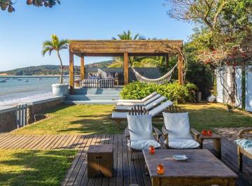 Casa · 600m² · 10 Quartos · 2 Vagas · Casa Pé na Areia à Venda em Manguinhos | Búzios, RJ