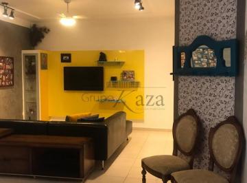 Casa · 250m² · 2 Quartos · 1 Vaga · Casa Padrão em Jacareí