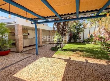 e6e938e34a2c8e280f3e43b927d9439b3b0cb358 · Casa charmosa no Bairro Jardim Karaíba