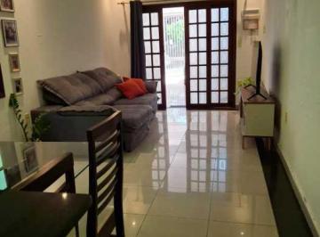 Casa · 250m² · 4 Quartos · 3 Vagas · Excelente Oportunidade com Duas Casas Independentes no Santa Terezinha