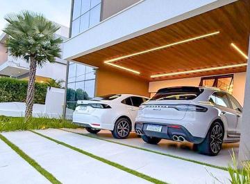 om9qfz82ythhmzzjmje4zwy2_md · Casa Alto Padrão Condomínio Green Park 4 Suítes Mobiliada em Guaxuma, Maceió