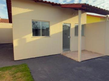 Casa de 2 quartos, Trindade · Casa 2Q | sala de estar | condomínio fechado | 2 vagas
