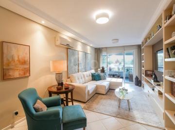 01 · Apartamento de 226 m² com 4 quartos sendo 2 suítes no Centro