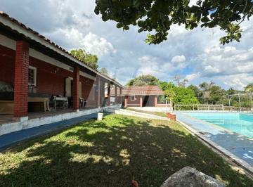 Terreno · 214m² · 1 Quarto · Chácara para venda em Floresta Escura de 214.00m² com 1 Quarto e 3 Suites
