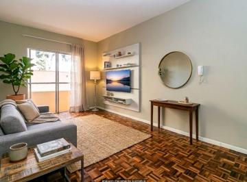 Apartamento de 2 quartos, Curitiba · Apartamento no Portão com 57m², Vaga Coberta e Excelente Iluminação Natural