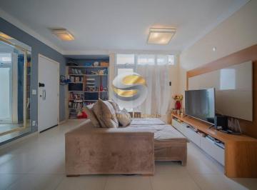 Casa · 116m² · 3 Quartos · 2 Vagas · 3 dormitórios, sendo 1 suíte com closet e ar-condicionado