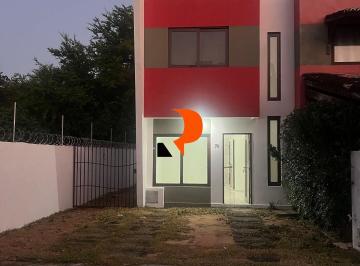 Casa · 72m² · 2 Quartos · 2 Vagas · Casa Duplex em Planalto, Natal/RN