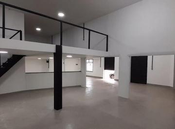 Comercial · 224m² · Loja para alugar em Centro de 224.00m²