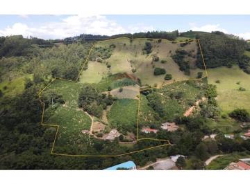 Rural · 100m² · 3 Quartos · 10 Vagas · Fazenda / Sítio para venda em Centro de 100.00m² com 3 Quartos e 10 Garagens