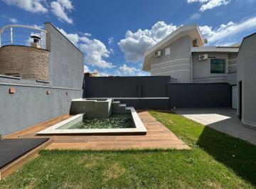 Casa · 250m² · 3 Quartos · 4 Vagas · Casa de Condomínio para venda em Jardim Imperador de 250.00m² com 3 Quartos, 3 Suites e 4 Garagens