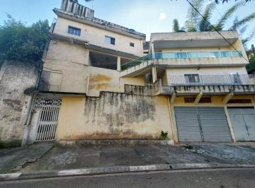 Casa · 473m² · 2 Quartos · 2 Vagas · Sobrado para venda em Pouso Alegre de 473.00m² com 2 Quartos e 2 Garagens