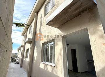 Casa · 60m² · 2 Quartos · 1 Vaga · Sobrado novo à venda - Condomínio Pérola