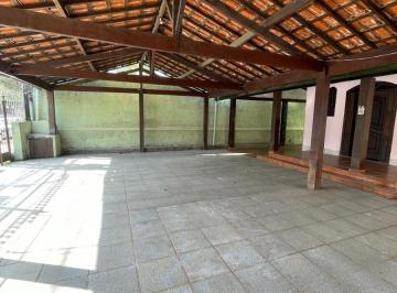 Casa de 3 quartos, Niterói · Casa de 2 quartos - 1 suíte - quintal e garagem no Largo da Batalha