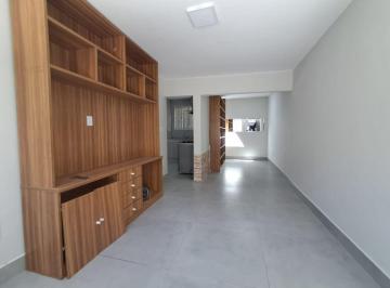 Casa de 3 quartos, Taguatinga · CASA REFORMADA 3 QUARTOS COM SUÍTE – QNE 34 – TAGUATINGA NORTE/DF
