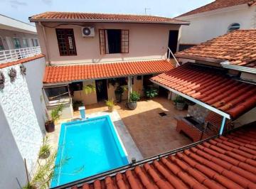 Casa de 4 quartos, Peruíbe · Casa no Centro de Peruíbe - R$ 1.300.000,00.