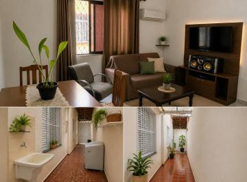 Apartamento de 3 quartos, Santos · Apê Amplo de 3 Quartos, Quintal Privativo - térreo sem condomínio!! Ótima locali