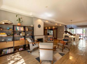 Casa en Venda de 3 quartos Itaquera · 200 m² | IMPERDÍVEL EM ITAQUERA!