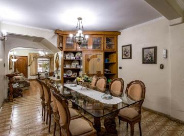 Casa · 130m² · 3 Quartos · 1 Vaga · Sobrado de 130m² com 03 quartos (01 Suíte) sala para dois ambientes e garagem à venda no Ipiranga – 