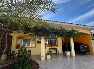 Foto 01 · Imperdível: Casa à venda em Itanhaém-SP, bairro Belas Artes, 4 quartos, 4 suítes, 3 vagas, 165,50m².