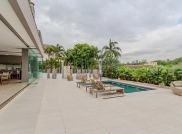 Casa de 5 quartos, Santana de Parnaíba · Linda Mansão no Tamboré 3 - 5 Suítes com amplo living e lazer com privacidade completo