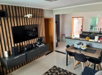 Casa de 3 quartos, Mogi das Cruzes · Casa de 100 m² com 3 quartos à venda em Parque Santana