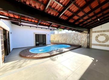 Casa · 201m² · 4 Quartos · 2 Vagas · Casa com 4 dormitórios à venda, 201m² por R$ 1.800.000,00 - Santo Antônio - Joinville/SC