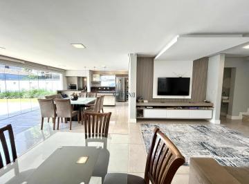 Casa · 239m² · 3 Quartos · 2 Vagas · Sobrado com 3 dormitórios à venda, 239m² por R$ 1.689.000,00 - Costa e Silva - Joinville/SC