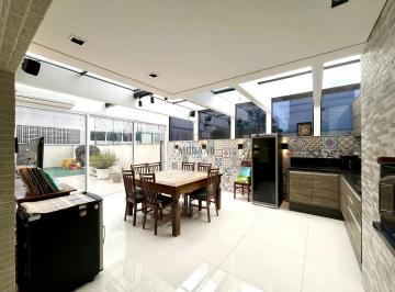 Apartamento · 218m² · 3 Quartos · 2 Vagas · Apartamento com 3 dormitórios à venda, 218m² por R$ 1.150.000 - América - Joinville/SC