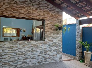 Casa de 2 quartos, Itanhaém · Casa com 2 quartos e área gourmet em Itanhaém.