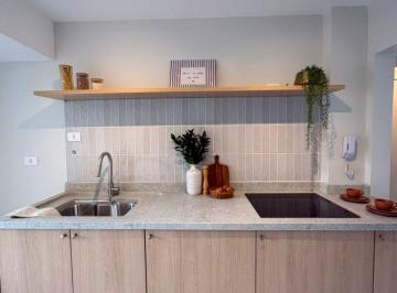 Apartamento de 3 quartos, Curitiba · Apartamento reformado à venda no Água Verde | Edifício Dom André