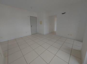 Sala · Apartamento com 3 dormitórios para alugar, 76 m² por R$ 1900,00/mês - São Mar...
