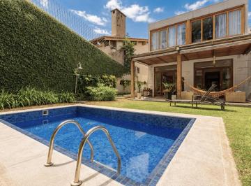 6ef08892-1296-4e23-b429-84954199c611 · Casa para venda em Jardim Viana com 4 quartos, sendo 4 suítes, 375m²