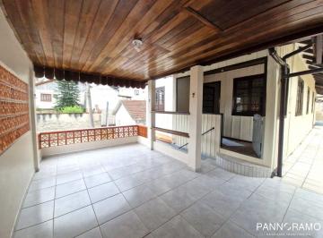 Casa · 120m² · 3 Quartos · 1 Vaga · Casa com 3 Quartos para alugar