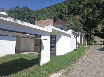 bc4a941b-2eff-4de9-b0a1-e01a3c71a44f · Casa no condomínio Condomínio Olho D`água para venda com 4 quartos, sendo 1 suíte, 210m²