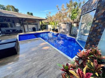 Casa · 550m² · 8 Quartos · 5 Vagas · casa à Venda na Praia de Pernambuco no Guarujá | QVista Inteligência Imobiliá...