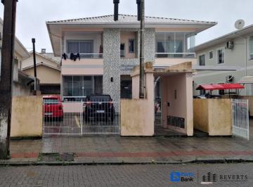 Apartamento · Apartamento - leilão - na Barra do Aririú
