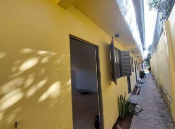 Casa · 64m² · 2 Quartos · Casa 2 dormitórios para locação no bairro Santa Teresa, Porto Alegre, RS.