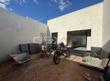 Casa · 79m² · 3 Quartos · 2 Vagas · Casa à Venda com 03 Quartos no Bairro Orion em Divinópolis MG.