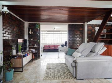 01 · Casa para aluguel - em Uberaba