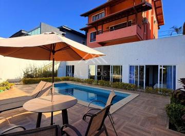 whatsapp-image-2026-08-20-at-211124-17872716485151.jpeg · Casa 6 Quartos , apenas 2 minutos do centro