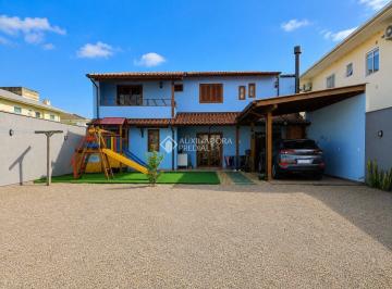 Casa · 140m² · 2 Quartos · 2 Vagas · Casa à venda no Nova Palhoça/SC