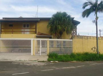 150_1039_1595887531510.jpg · 
                    
                        Casa de esquina quatro dormitórios
                   