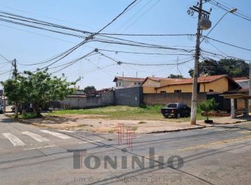 496_20827_1695663905374.jpg · 
                    
                        Excelente localização de esquina
                    
