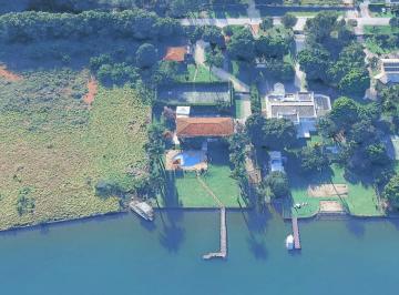 Mansão, margens do Lago Paranoá, A.T.: 5.625m², Lago Norte, Brasília/DF - Foto [1] · Mansão, margens do Lago Paranoá, A.T.: 5.625m², Lago Norte, Brasília/DF