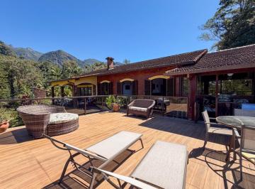 Casa · 341m² · 7 Quartos · 5 Vagas · Casa com 7 quartos no Comary, Teresópolis.