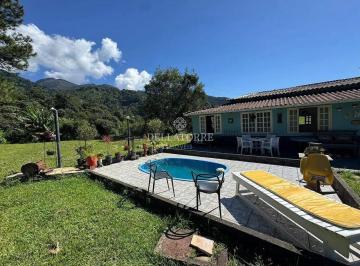 Casa · 302m² · 6 Quartos · Casa em Granja Guarani, Teresópolis/RJ de 302m² 6 quartos à venda por R$ 1.950.000,00