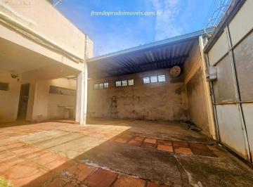 Casa · 174m² · 3 Quartos · 3 Vagas · Casa à venda no Santos Dumont/ Santa Maria | 3 quartos e potencial para renovação