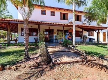 Casa · 2247m² · 25 Quartos · 50 Vagas · Casa para venda em Centro de 2247.00m² com 25 Quartos, 25 Suites e 50 Garagens