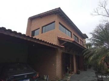 Casa · 240m² · 3 Quartos · 4 Vagas · Sobrado para venda em Vila Esperança de 240.00m² com 3 Quartos e 4 Garagens