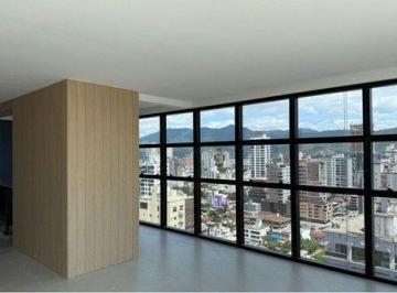 Apartamento · 153m² · 3 Quartos · 3 Vagas · Apartamento para venda e aluguel em Meia Praia de 153.00m² com 3 Quartos, 3 Suites e 3 Garagens